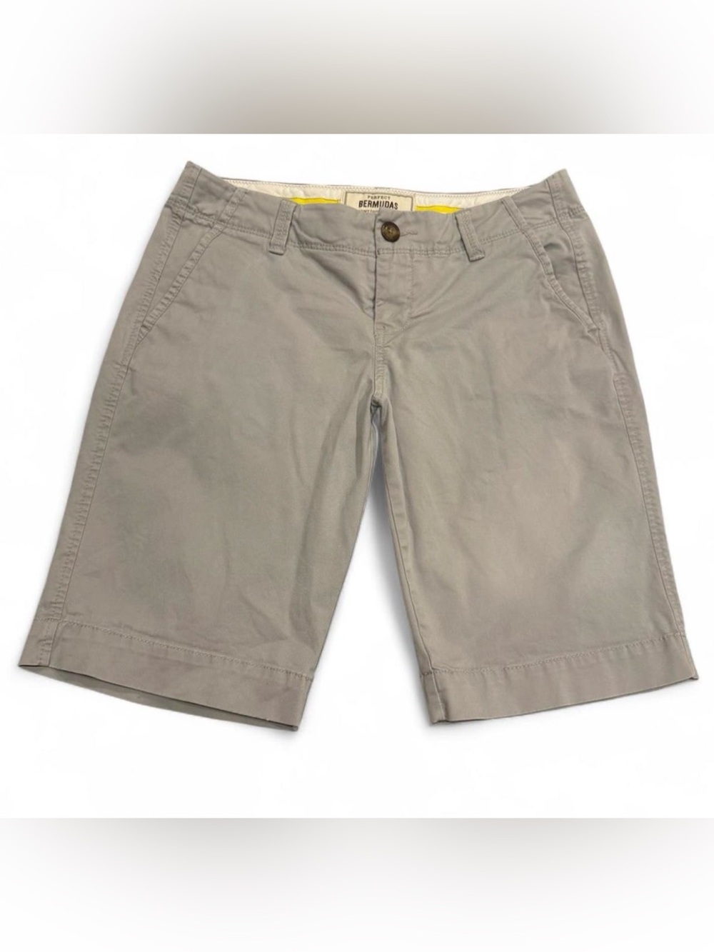Old Navy Women’s Bermuda Shorts — Light Gray